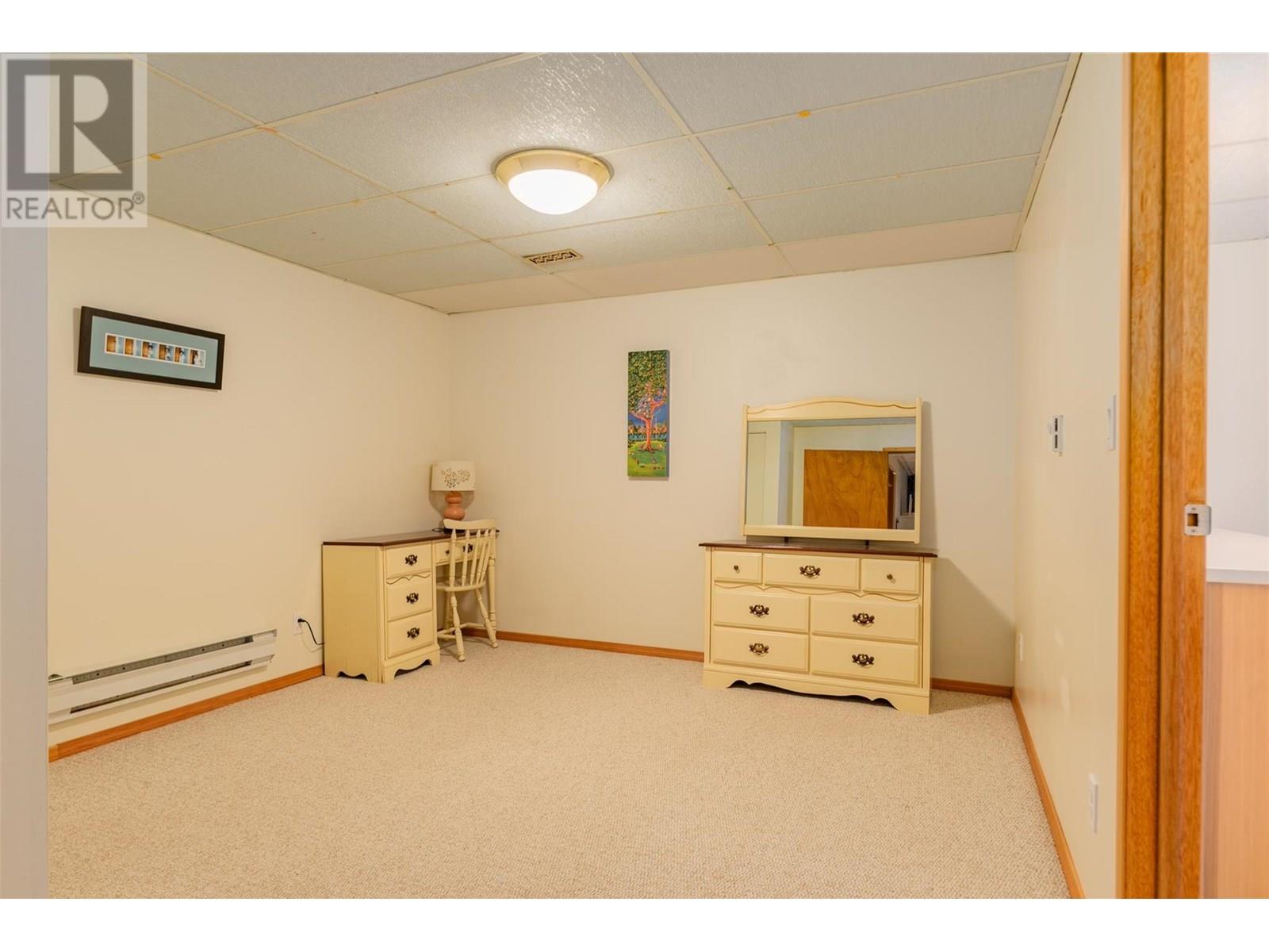 Photo 31 of 2707 Maple Crescent, Rossland BC