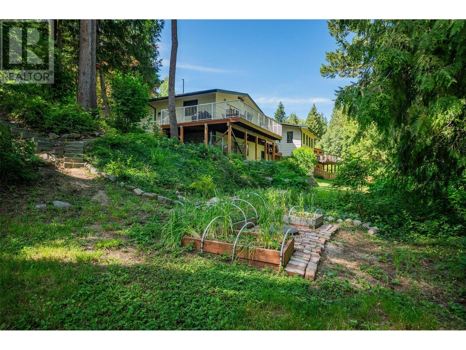 Photo 61 of 2707 Maple Crescent, Rossland BC