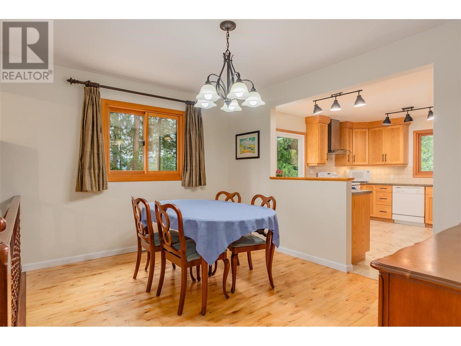 Photo 46 of 2707 Maple Crescent, Rossland BC