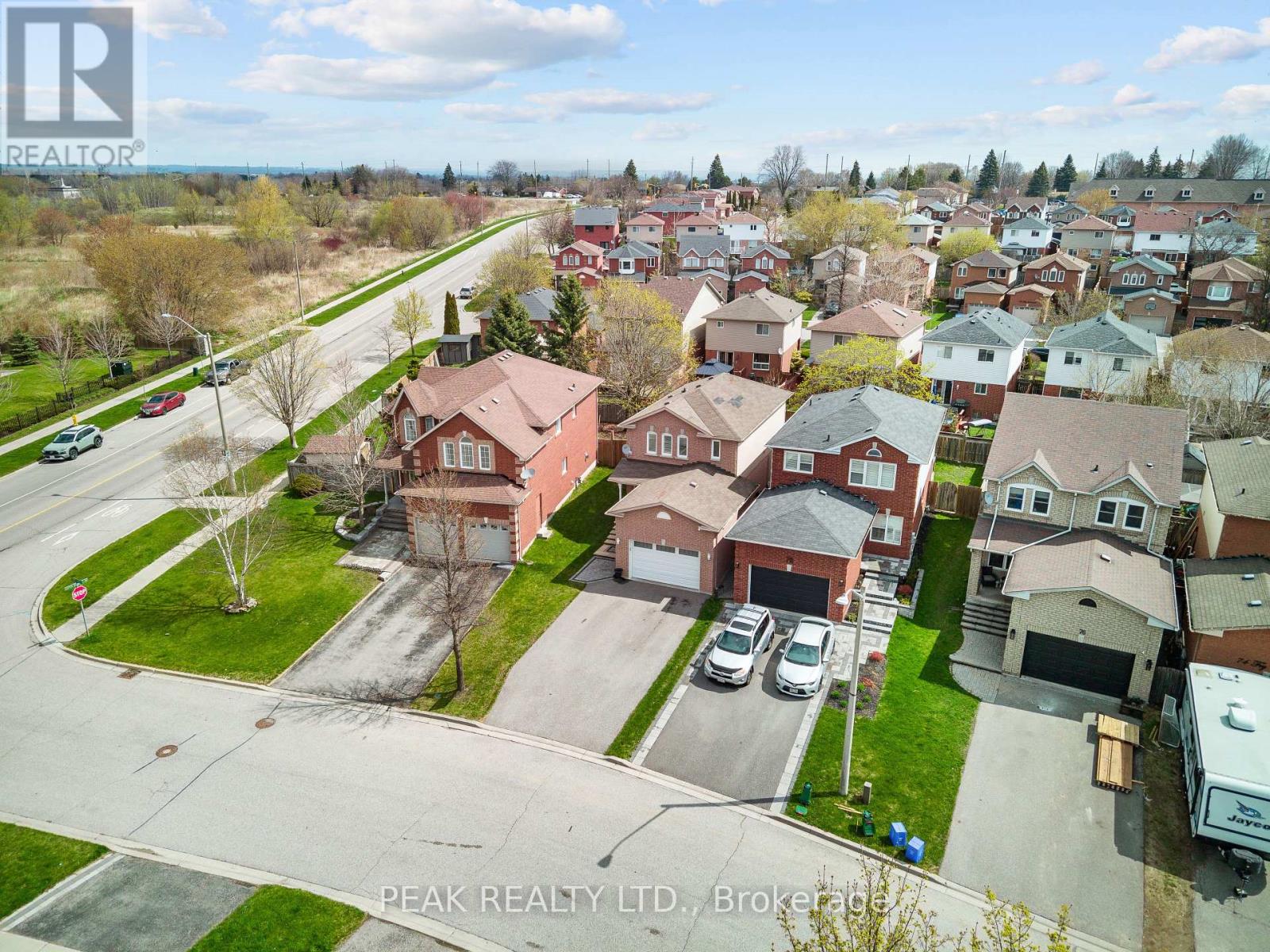 Photo 29 of 80 Fry Crescent, Clarington ON