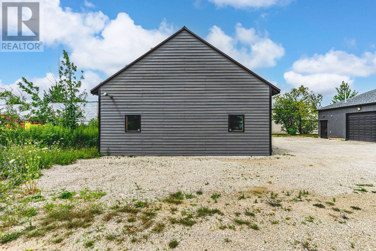Photo 4 of 14 Stewart Road, Collingwood ON