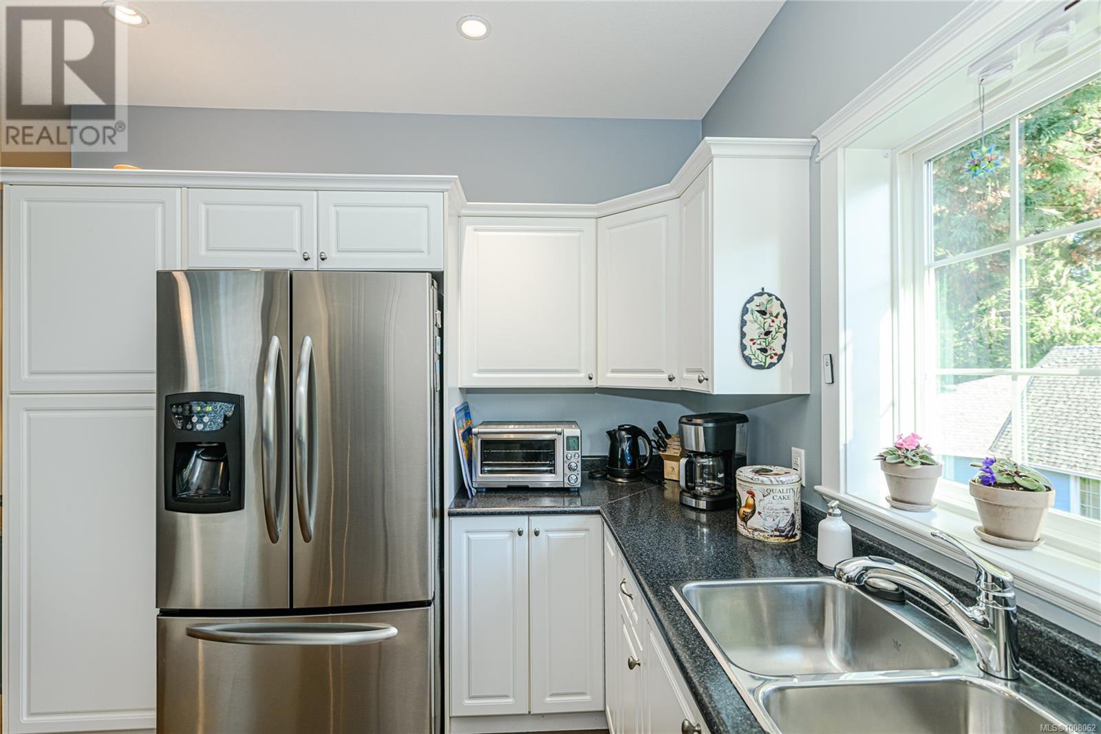 Photo 26 of 3 3134 Manor Dr, Duncan BC