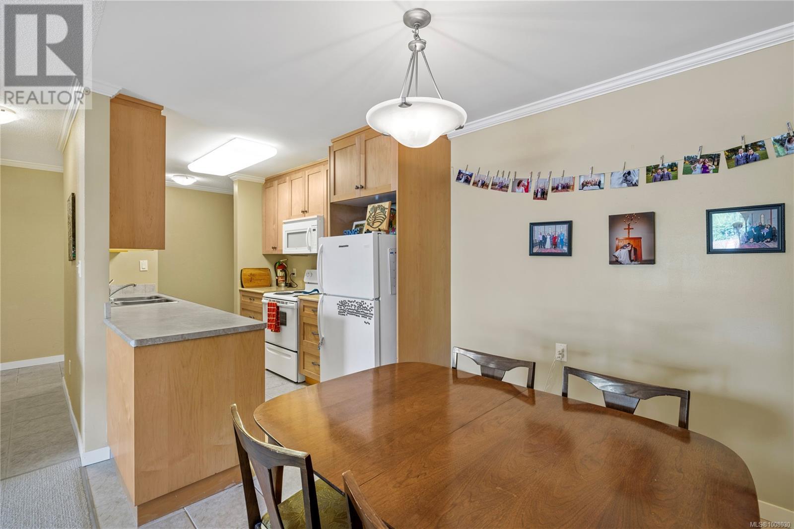 Photo 10 of 209 255 Hirst Ave, Parksville BC