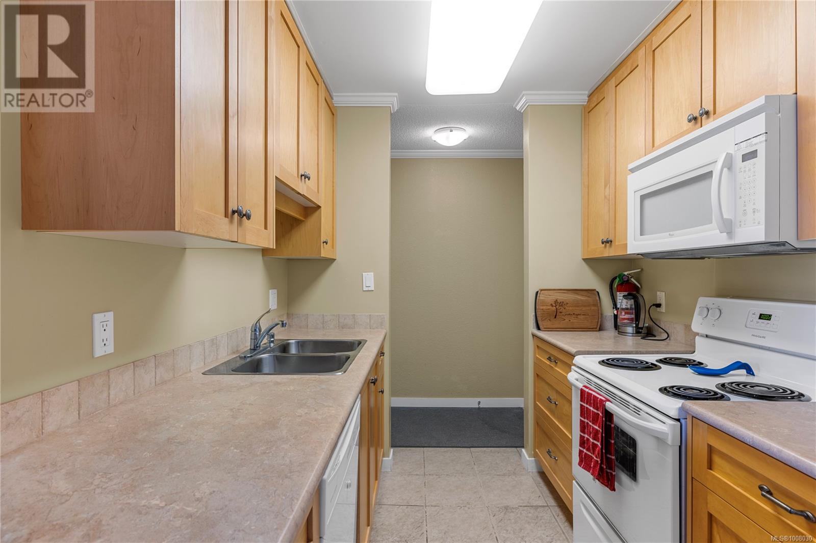 Photo 13 of 209 255 Hirst Ave, Parksville BC