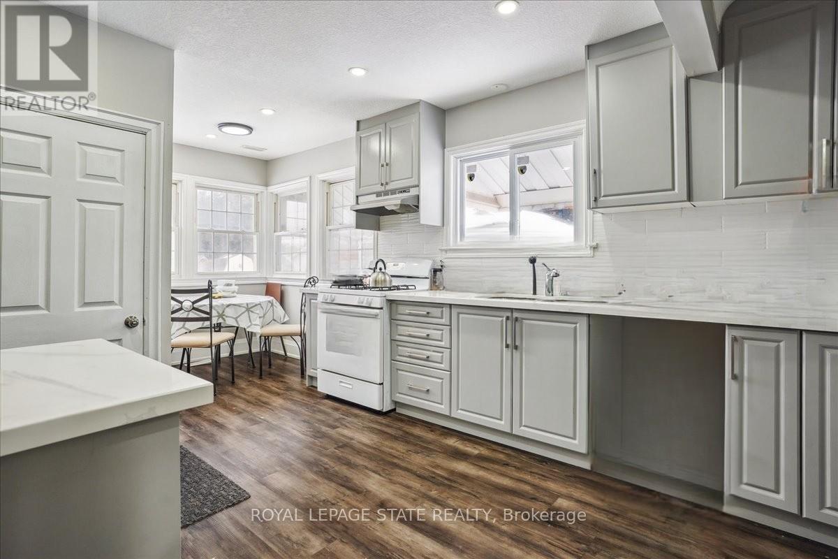 Photo 13 of 251 King Street E, Hamilton ON