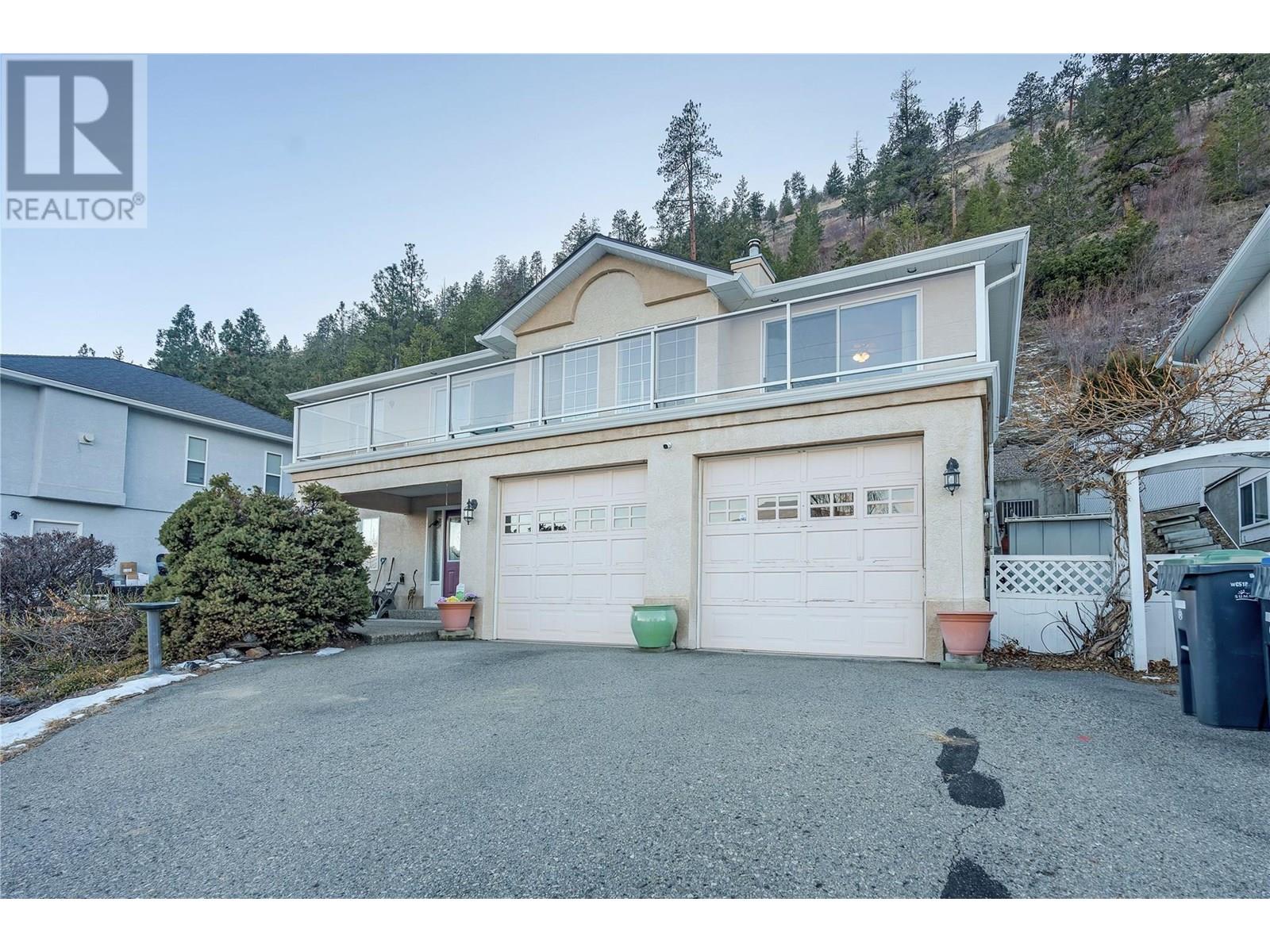 11006 Giants Head Road, Summerland