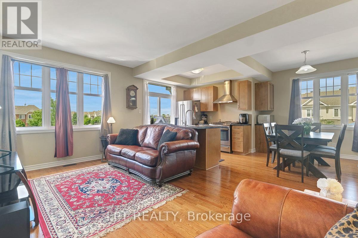 Photo 10 of 201 Yellowcress Way, Ottawa ON