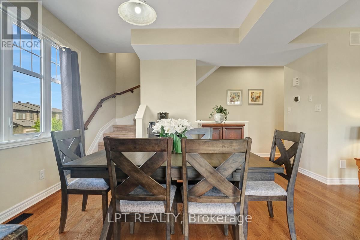 Photo 14 of 201 Yellowcress Way, Ottawa ON
