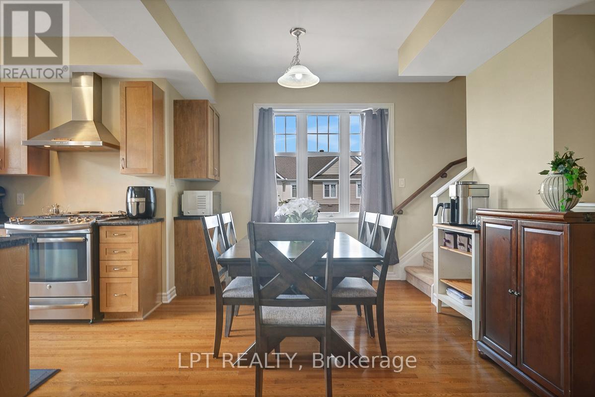 Photo 16 of 201 Yellowcress Way, Ottawa ON