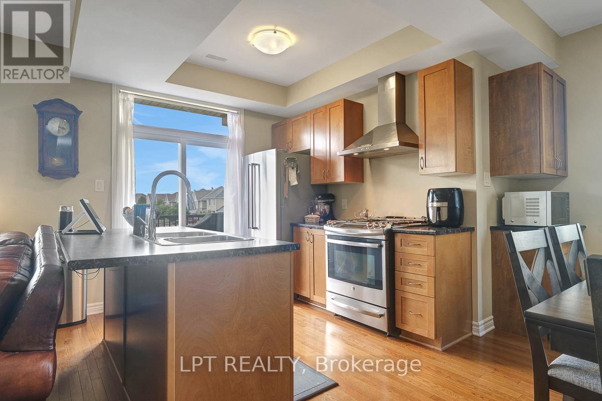 Photo 19 of 201 Yellowcress Way, Ottawa ON