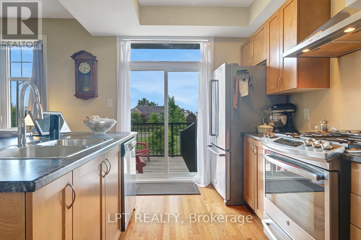 Photo 21 of 201 Yellowcress Way, Ottawa ON