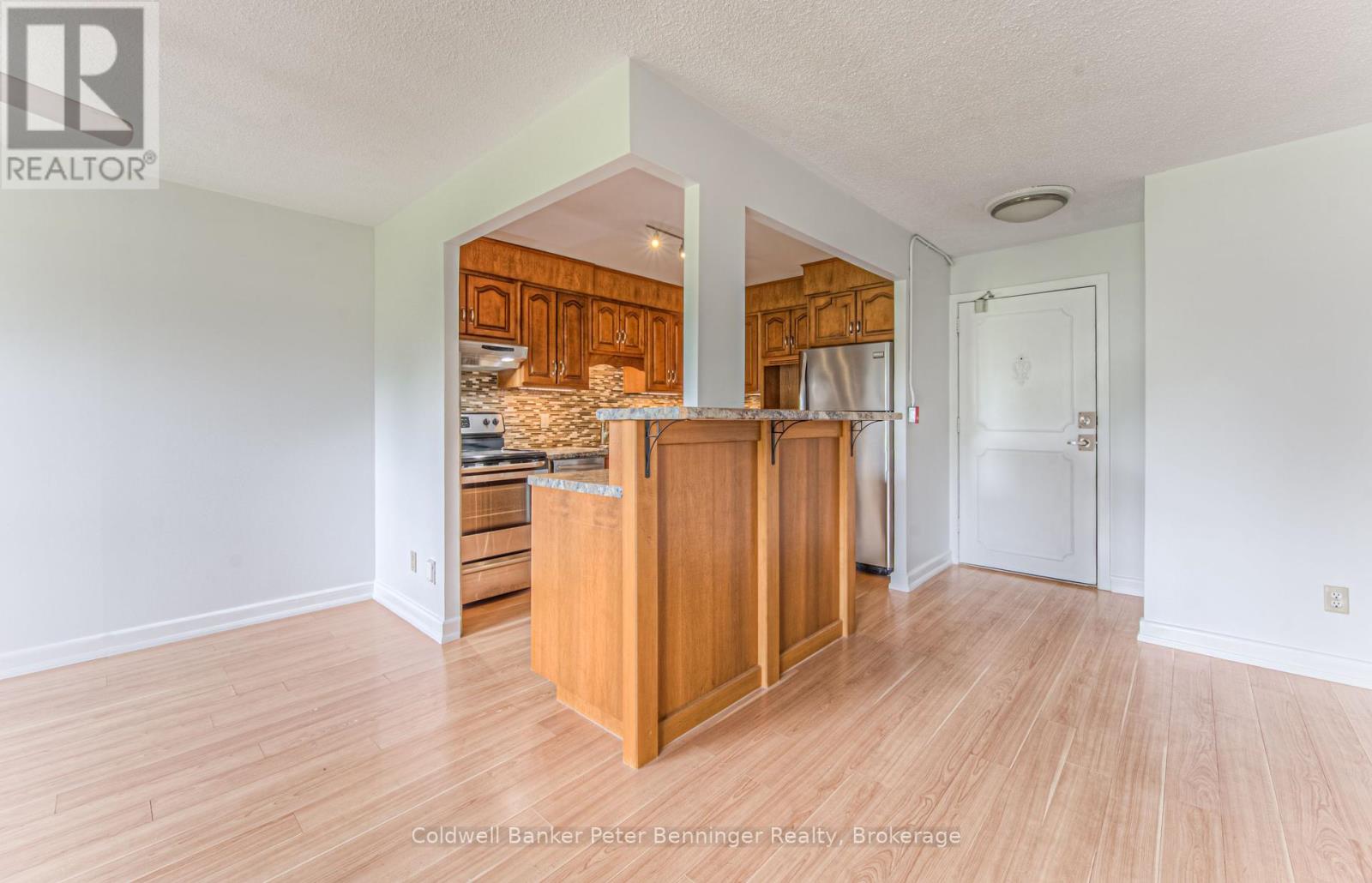 Photo 14 of 211 1100 Courtland Avenue E, Kitchener ON
