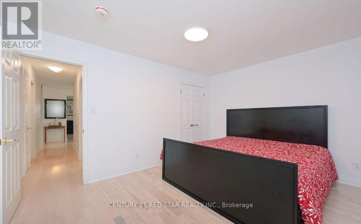 Photo 16 of 99 Boyne Crescent, New Tecumseth ON