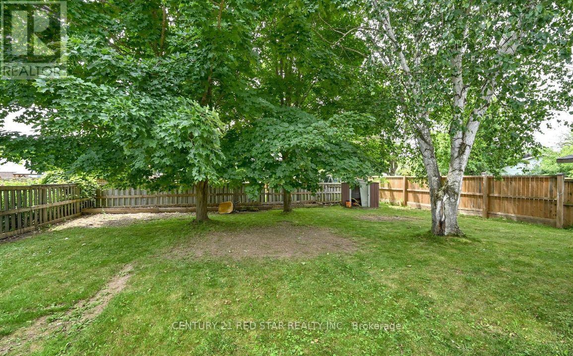 Photo 30 of 99 Boyne Crescent, New Tecumseth ON