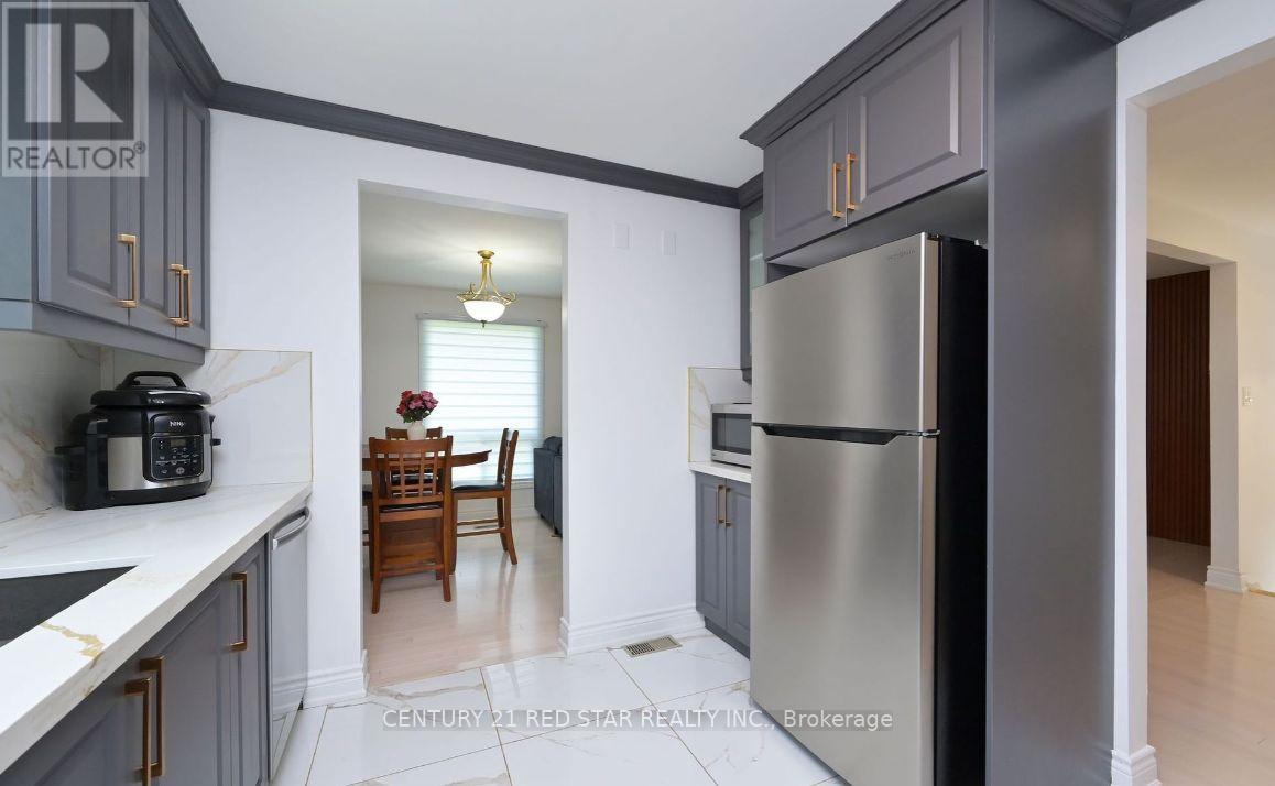 Photo 7 of 99 Boyne Crescent, New Tecumseth ON