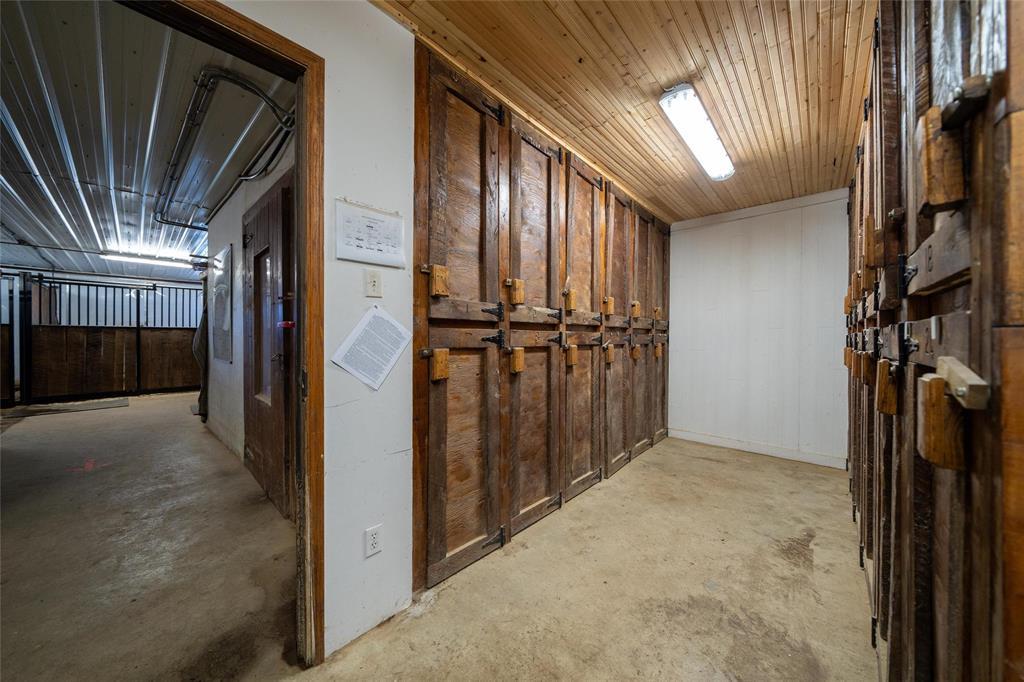 Photo 6 of 2287 Lavallee Road, Grande Pointe MB