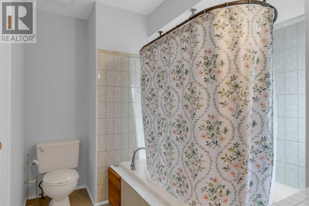 Single Family House for Sale in  A Street SW Bankview Calgary 
