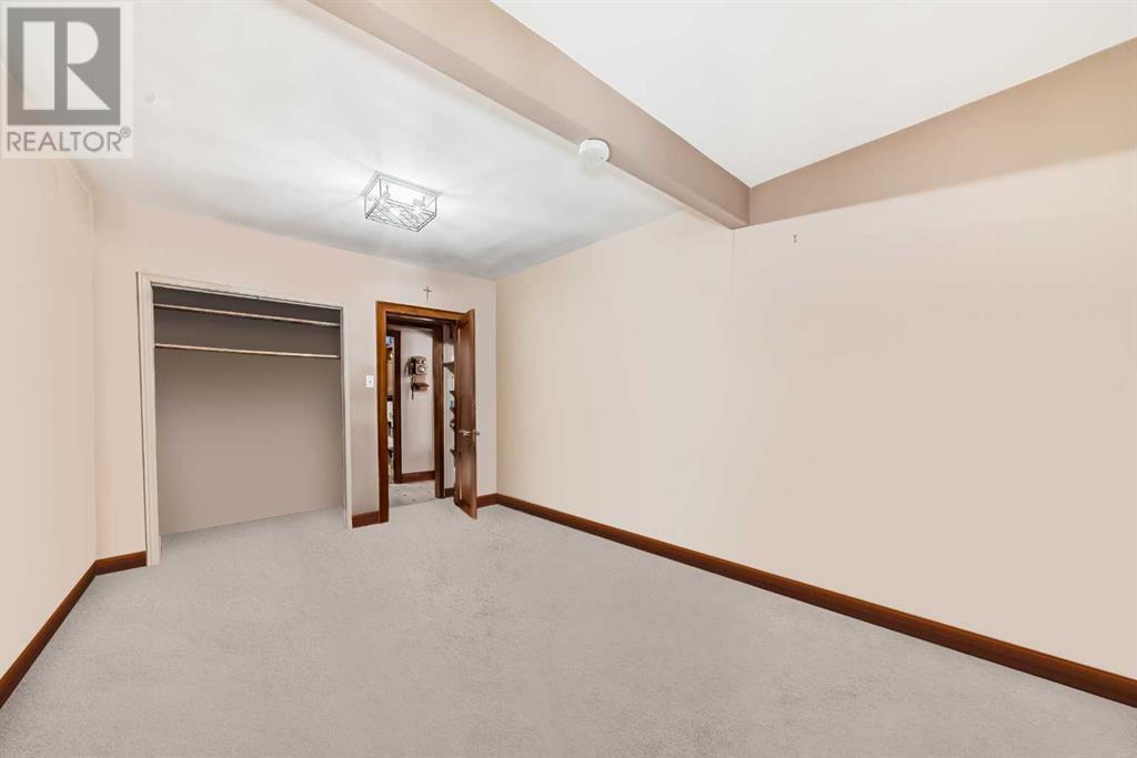 Single Family House Bungalow for Sale in   Avenue NE Highland Park Calgary 
