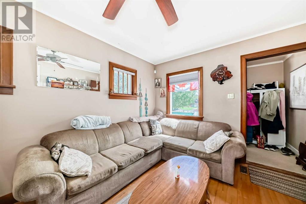 Single Family House Bungalow for Sale in   Avenue NE Highland Park Calgary 