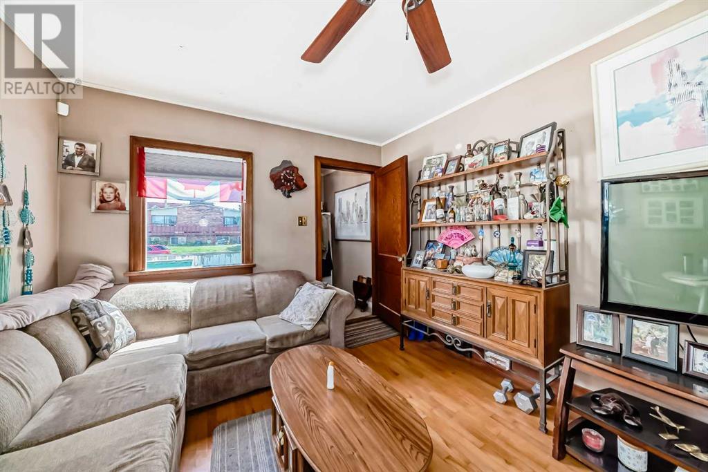 Single Family House Bungalow for Sale in   Avenue NE Highland Park Calgary 