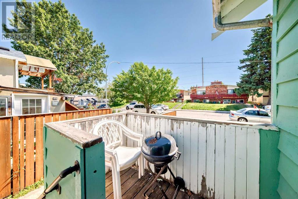 Single Family House Bungalow for Sale in   Avenue NE Highland Park Calgary 