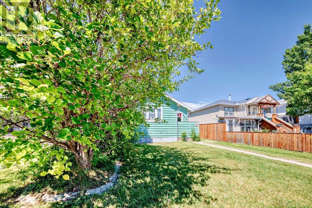 Single Family House Bungalow for Sale in   Avenue NE Highland Park Calgary 