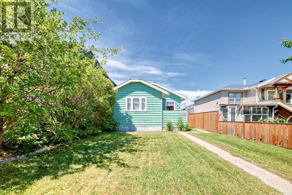 Single Family House Bungalow for Sale in   Avenue NE Highland Park Calgary 