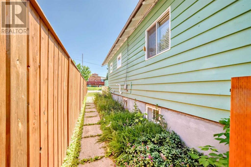 Single Family House Bungalow for Sale in   Avenue NE Highland Park Calgary 