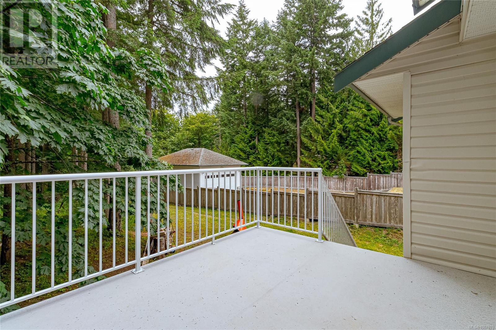 Photo 7 of 2466 Galland Ave, Shawnigan Lake BC