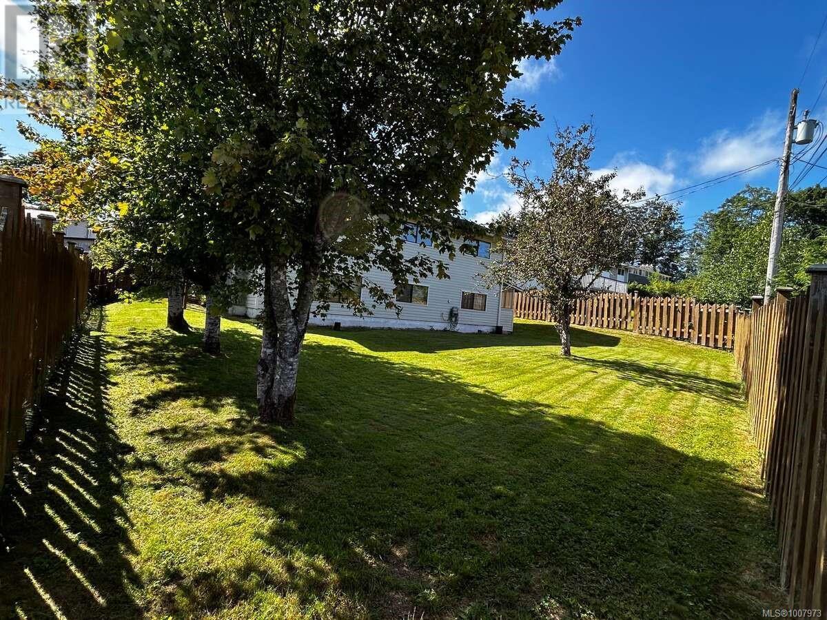 6965 Nahwitti Ave, Port Hardy