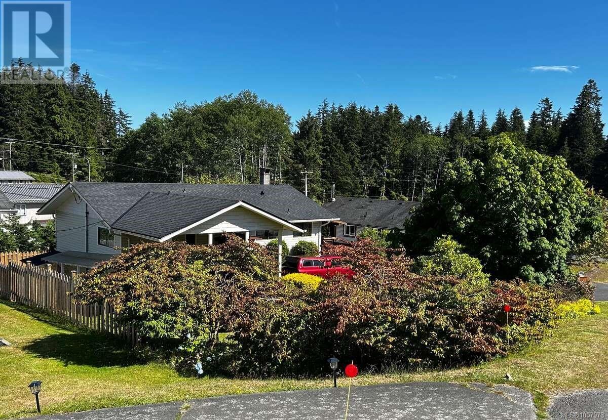 6965 Nahwitti Ave, Port Hardy