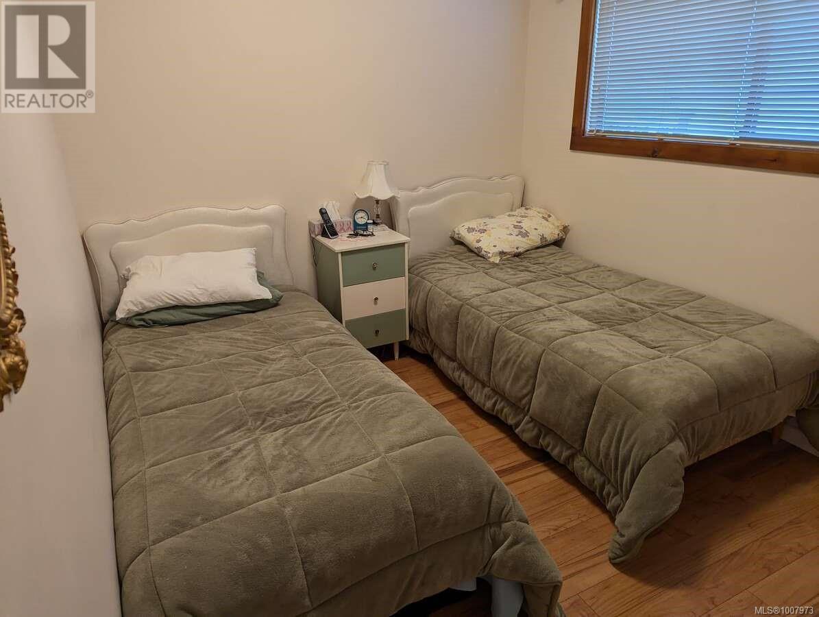 6965 Nahwitti Ave, Port Hardy