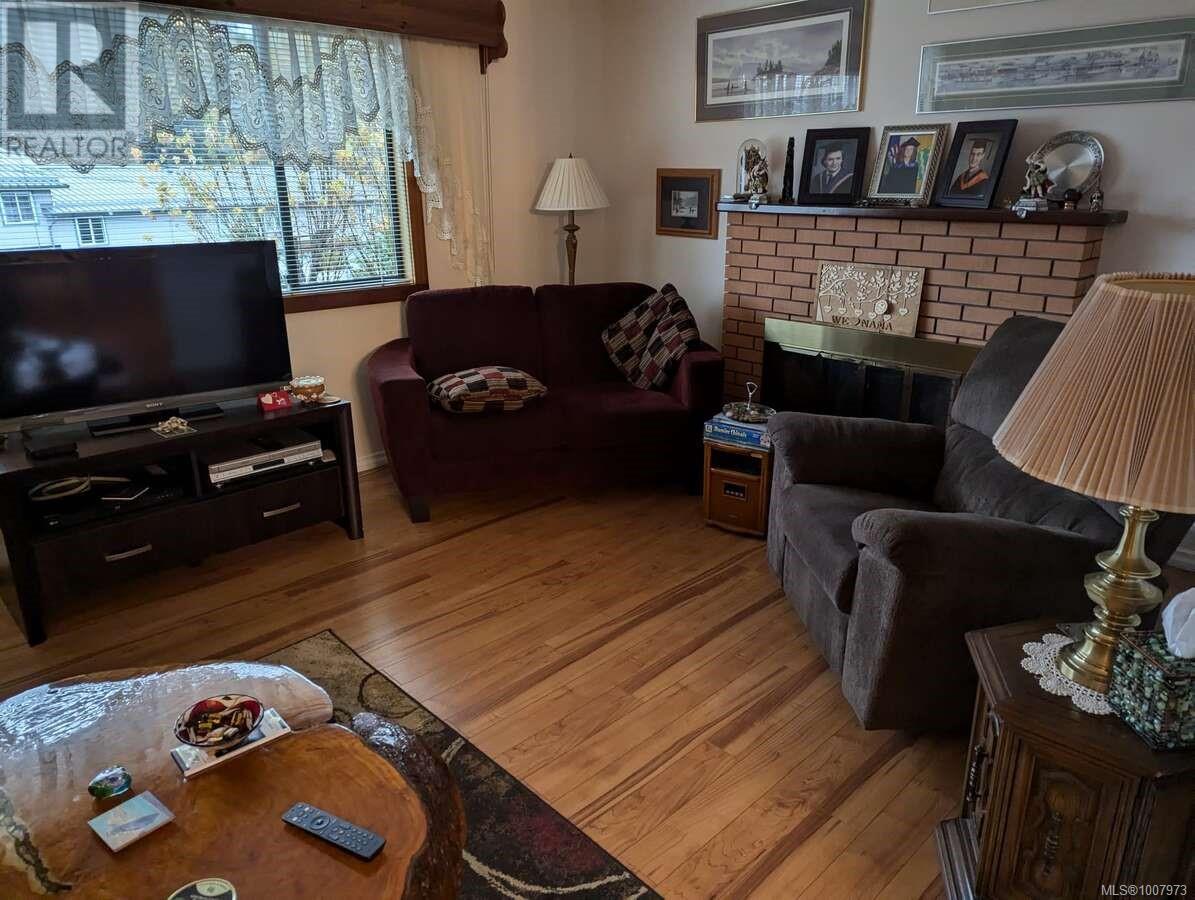 6965 Nahwitti Ave, Port Hardy