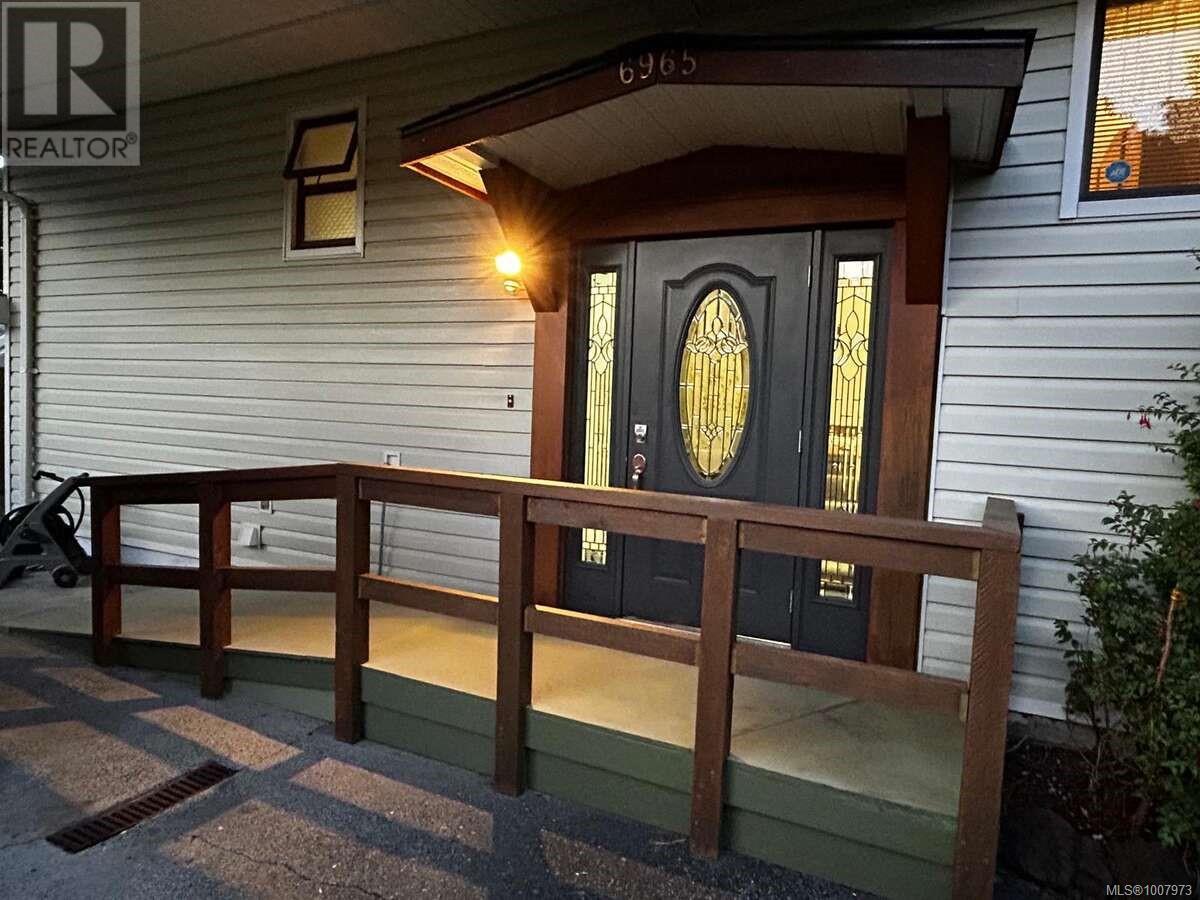 6965 Nahwitti Ave, Port Hardy