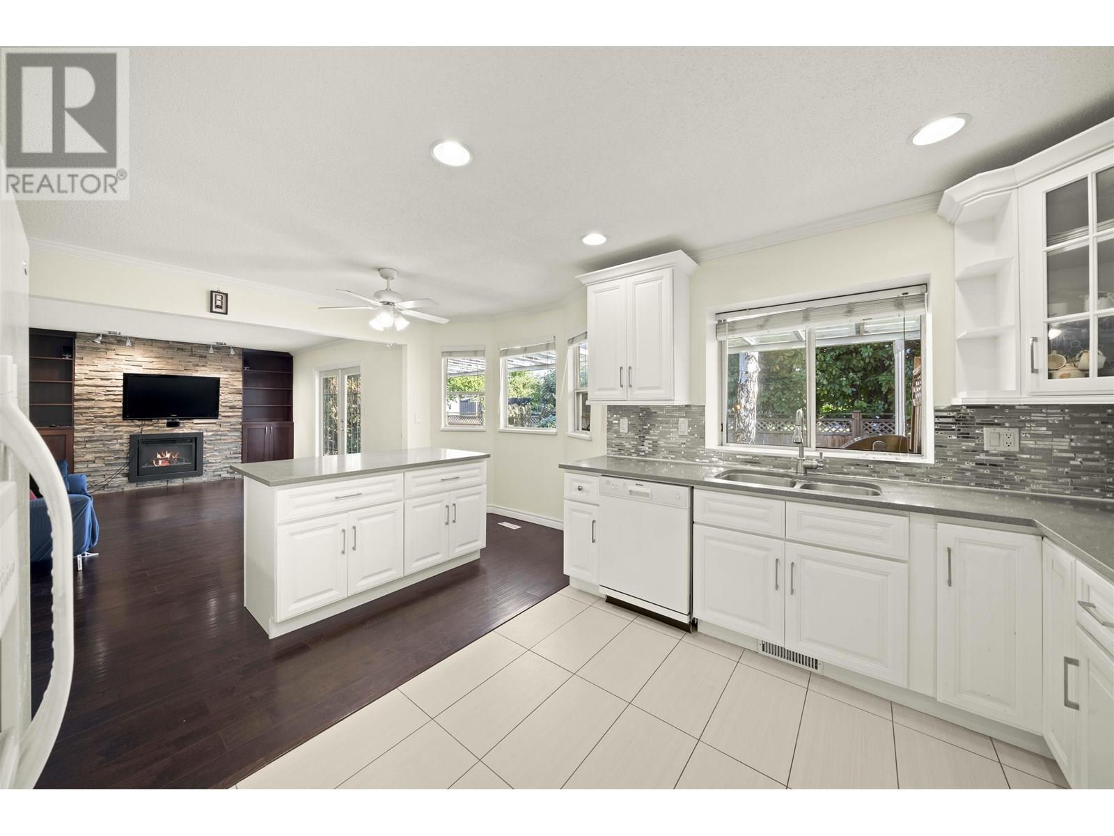 Photo 10 of 12251 Greenland Drive, Richmond BC