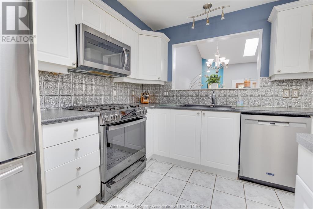 Photo 44 of 330 Saddle Lane, Kingsville ON