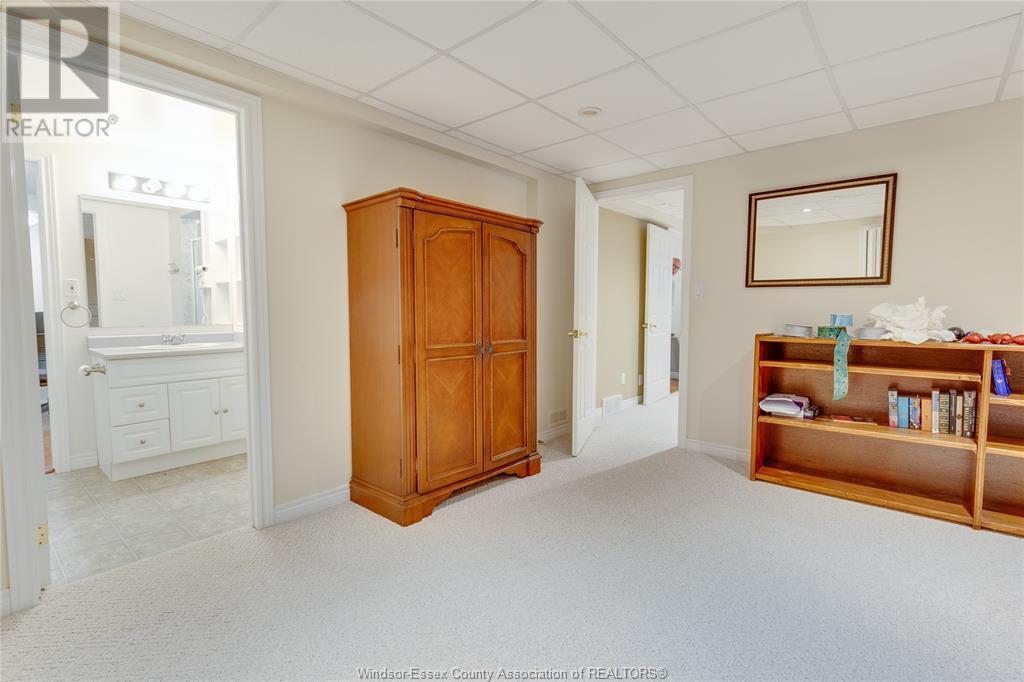 Photo 30 of 330 Saddle Lane, Kingsville ON