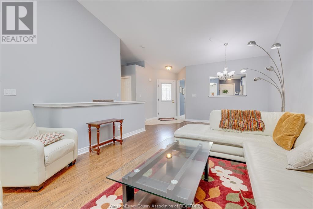 Photo 33 of 330 Saddle Lane, Kingsville ON