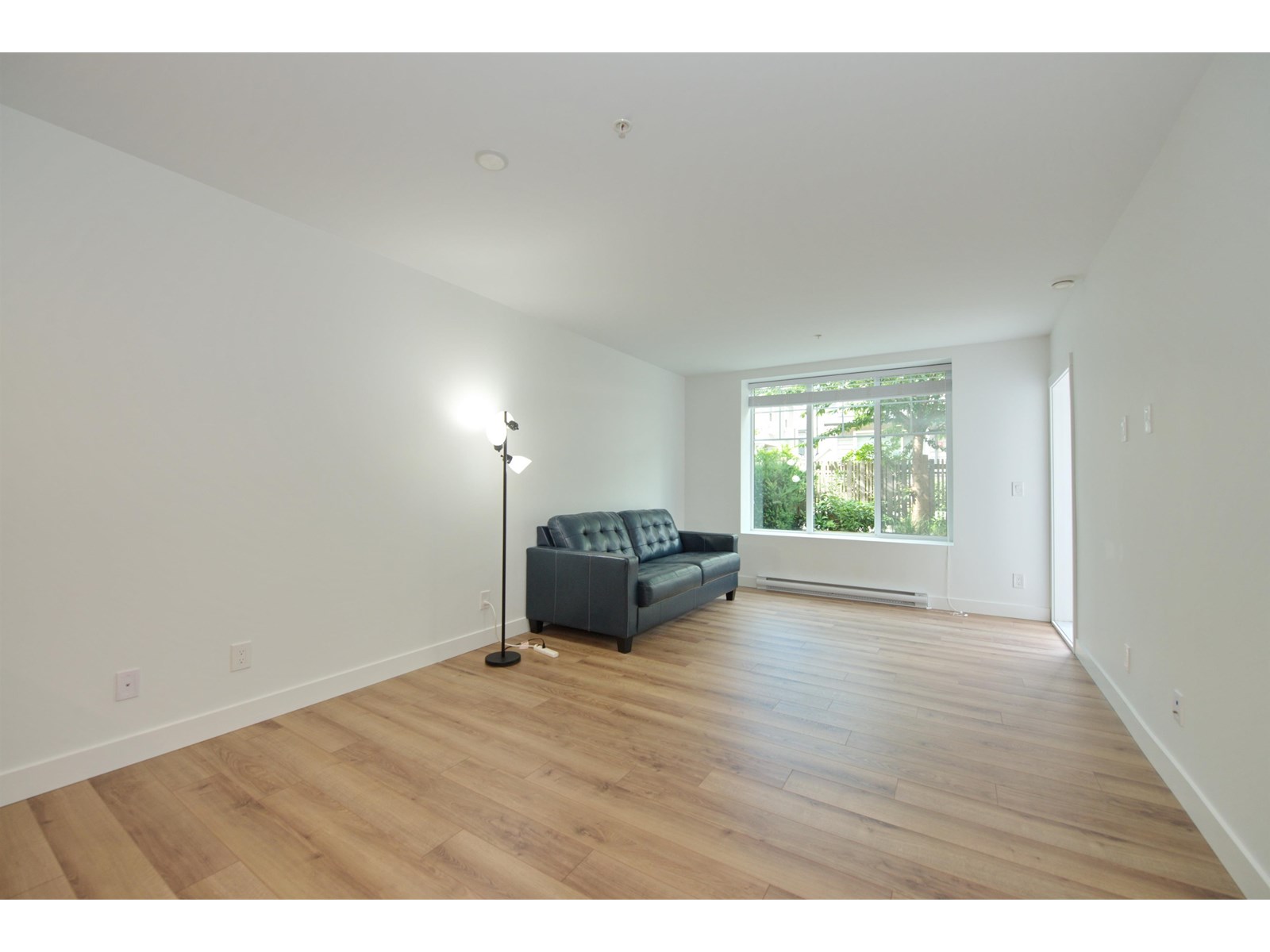 Photo 15 of A 105 20487 65 Avenue, Langley BC