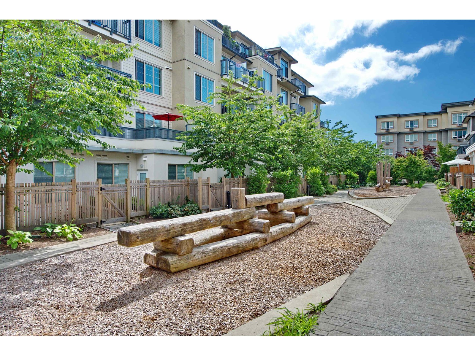 Photo 6 of A 105 20487 65 Avenue, Langley BC