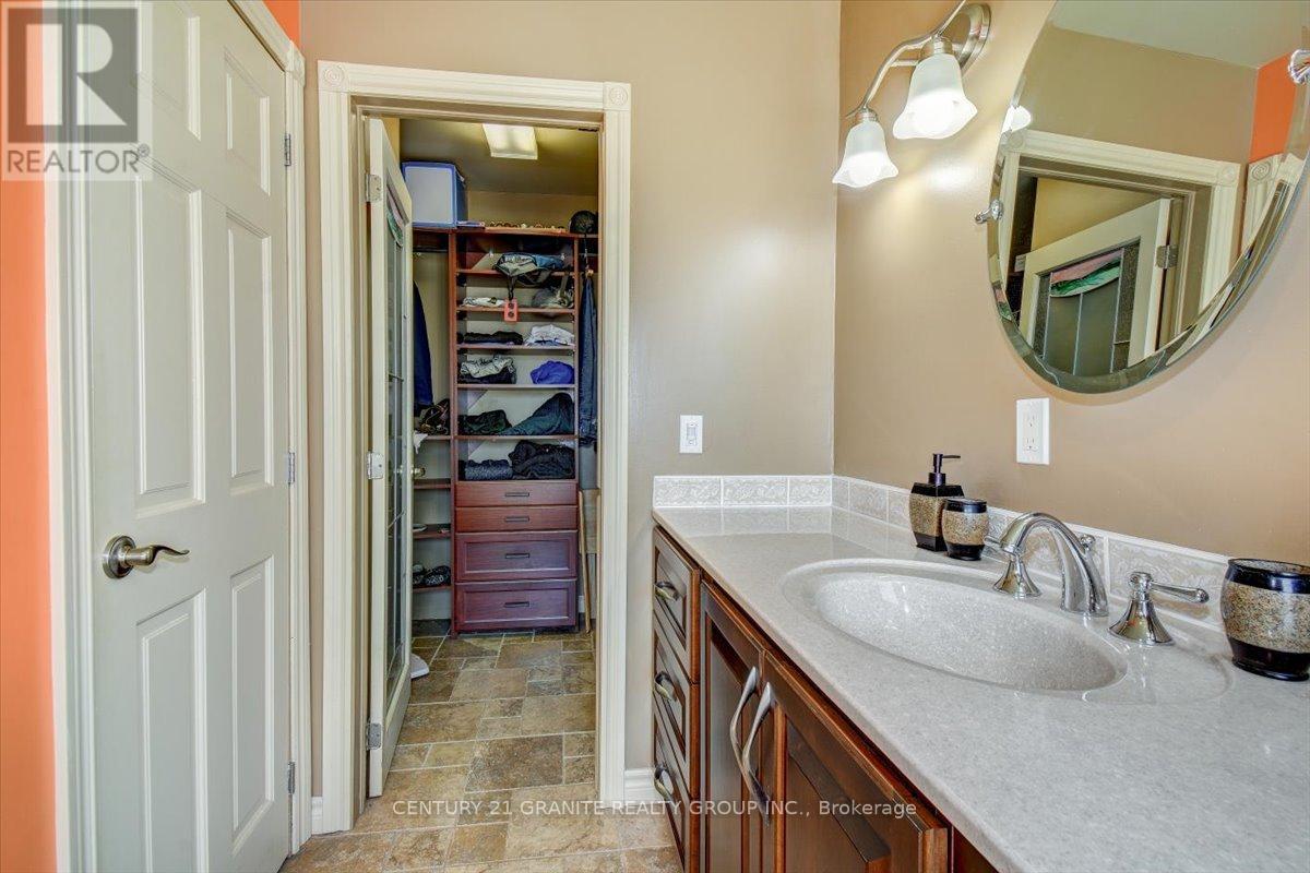Photo 5 of 52 Nicklaus Drive, Bancroft ON