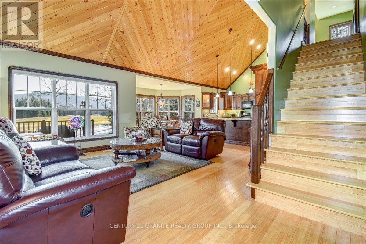 Photo 13 of 52 Nicklaus Drive, Bancroft ON