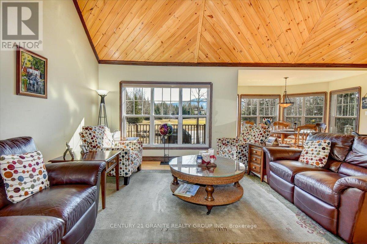 Photo 35 of 52 Nicklaus Drive, Bancroft ON
