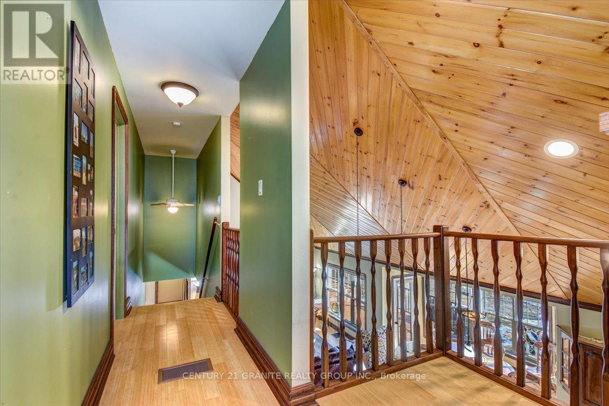 Photo 30 of 52 Nicklaus Drive, Bancroft ON