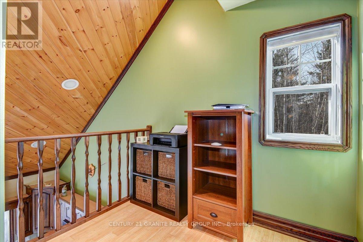 Photo 44 of 52 Nicklaus Drive, Bancroft ON