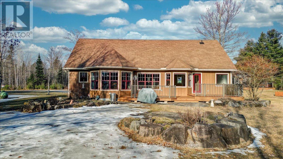 Photo 11 of 52 Nicklaus Drive, Bancroft ON