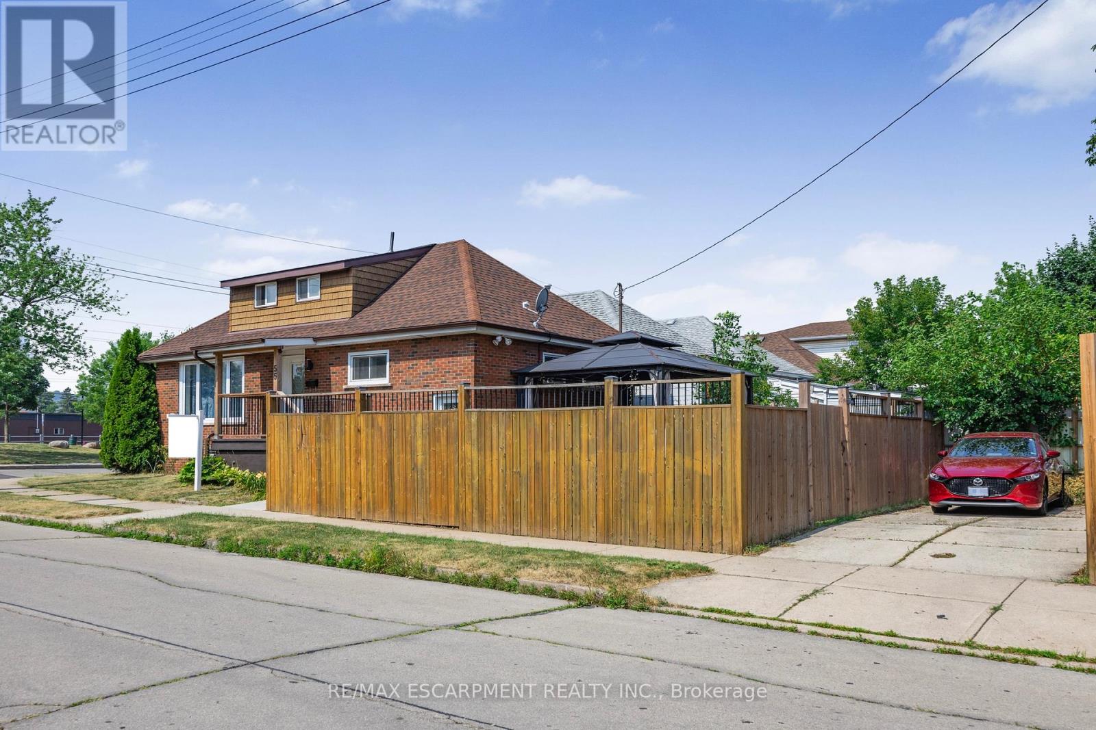 Photo 21 of 55 Allan Avenue, Hamilton ON