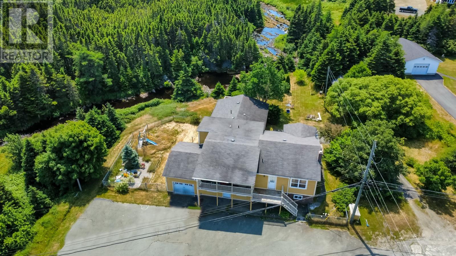 Photo 2 of 535 541 Windgap Road, Flatrock NL