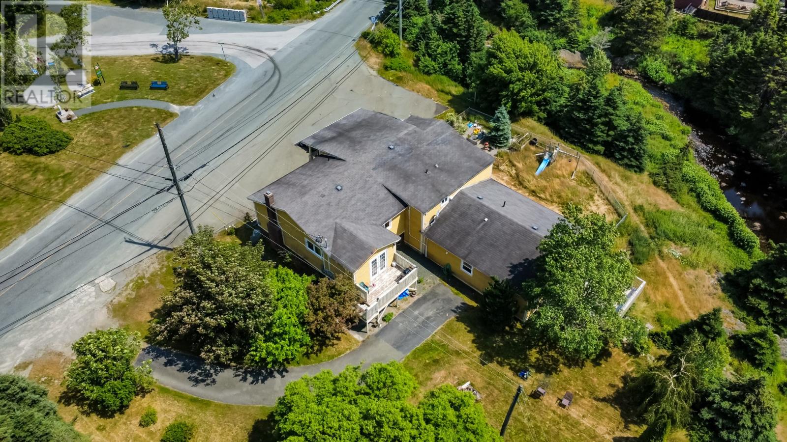 Photo 9 of 535 541 Windgap Road, Flatrock NL