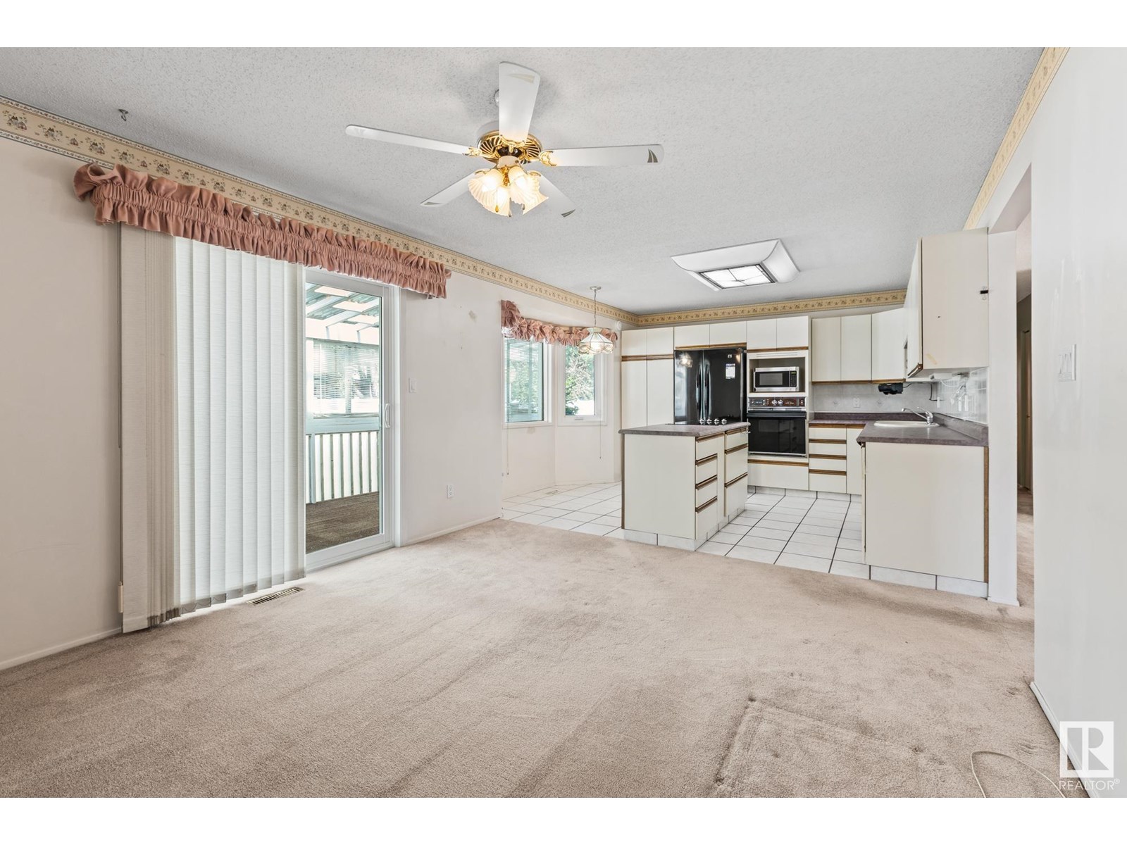 Photo 58 of 1126 105 St Nw, Edmonton AB